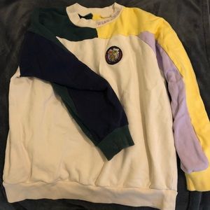 a color block steddy fresh sweatshirt